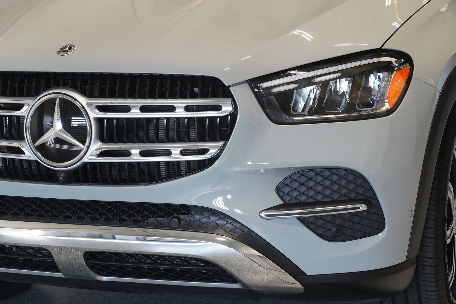 Used 2024 Mercedes-Benz GLE 350 4MATIC image 6