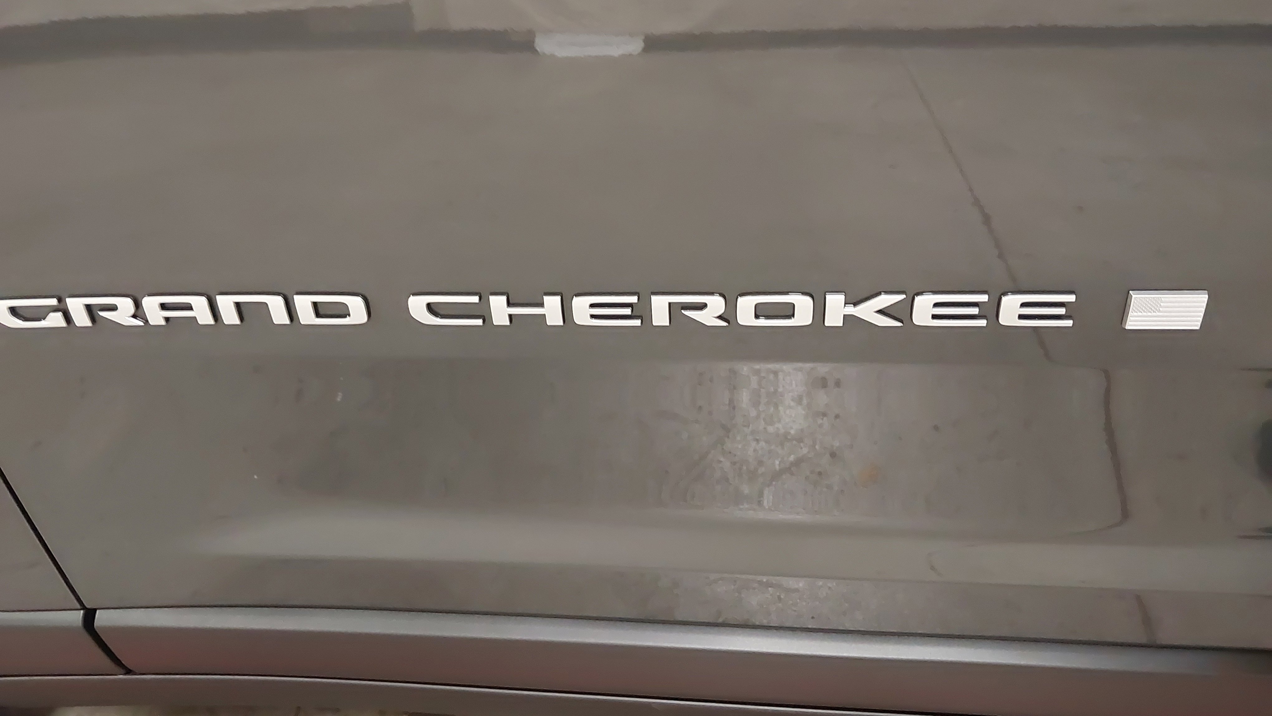 New 2025 Jeep Grand Cherokee L Limited w/ Luxury Tech Group II image 32