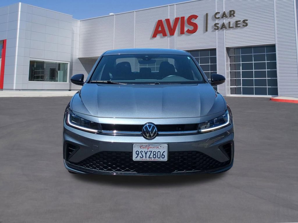 Used 2025 Volkswagen Jetta Sport FWD image 2