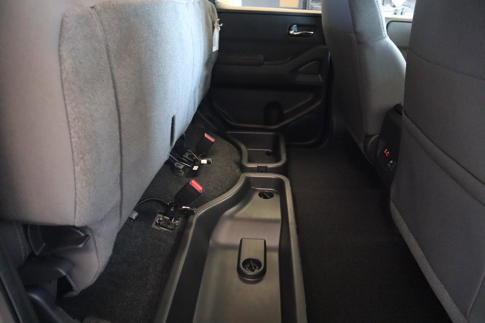 New 2026 Nissan Frontier SV image 41