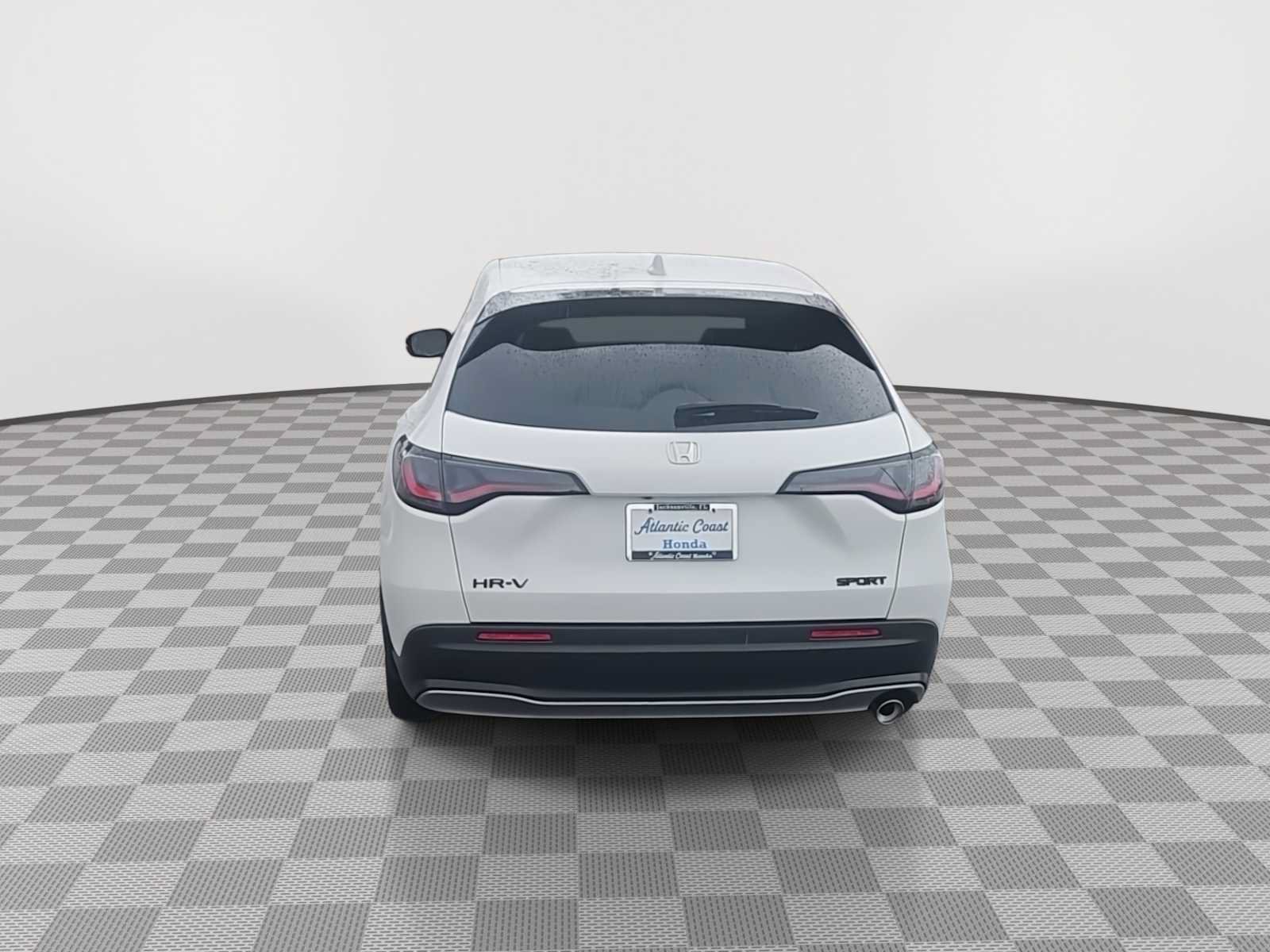 Certified 2027 Honda HR-V Sport image 7