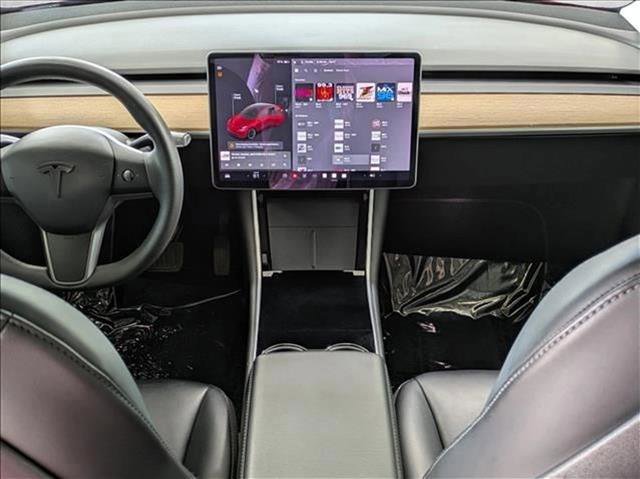 Used 2021 Tesla Model Y Long Range AWD/4WD image 21