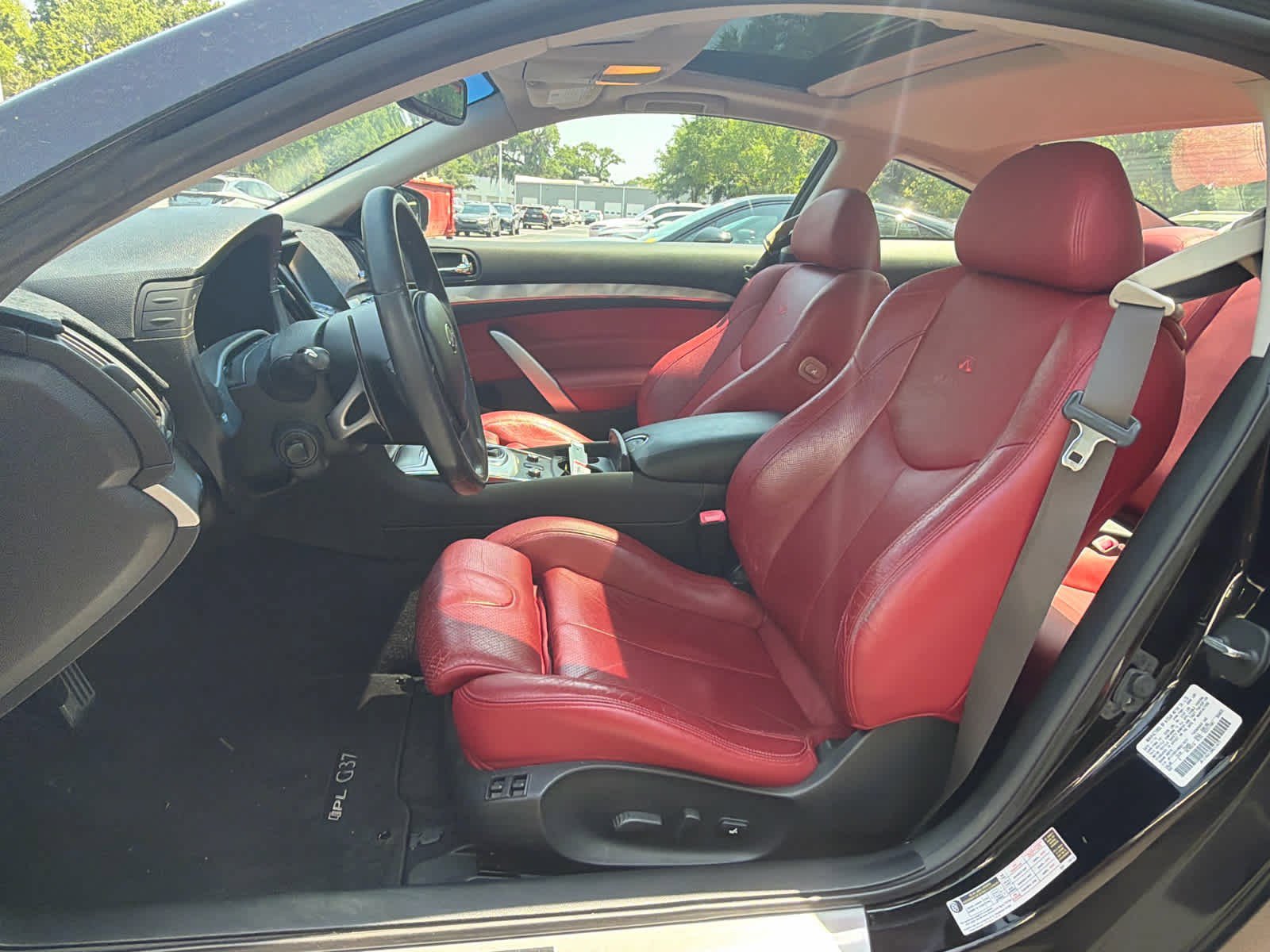 Used 2011 INFINITI G37 IPL RWD image 24