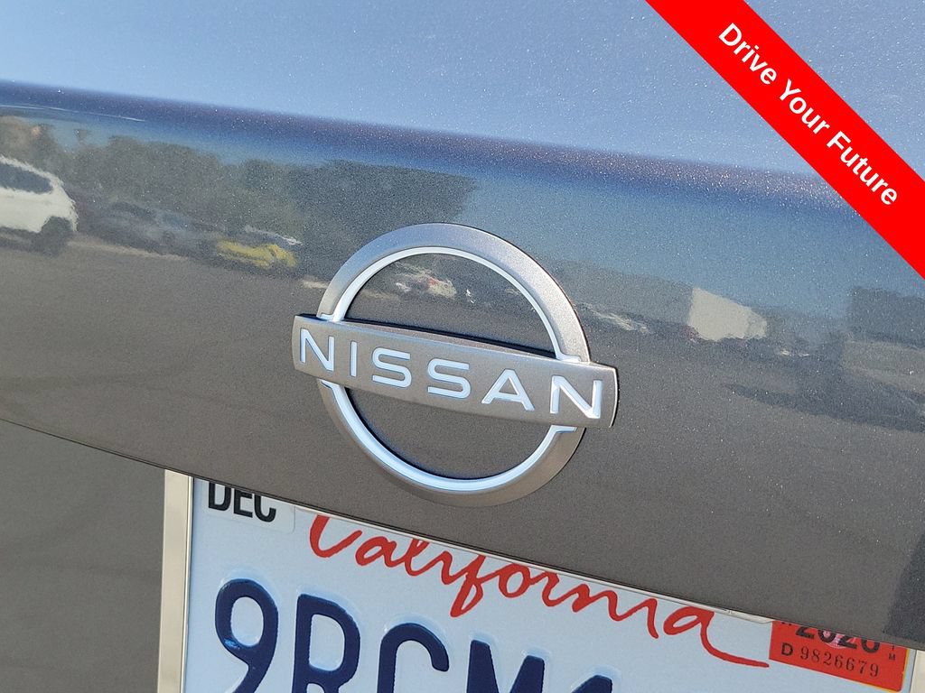 Used 2025 Nissan Sentra SV FWD image 26