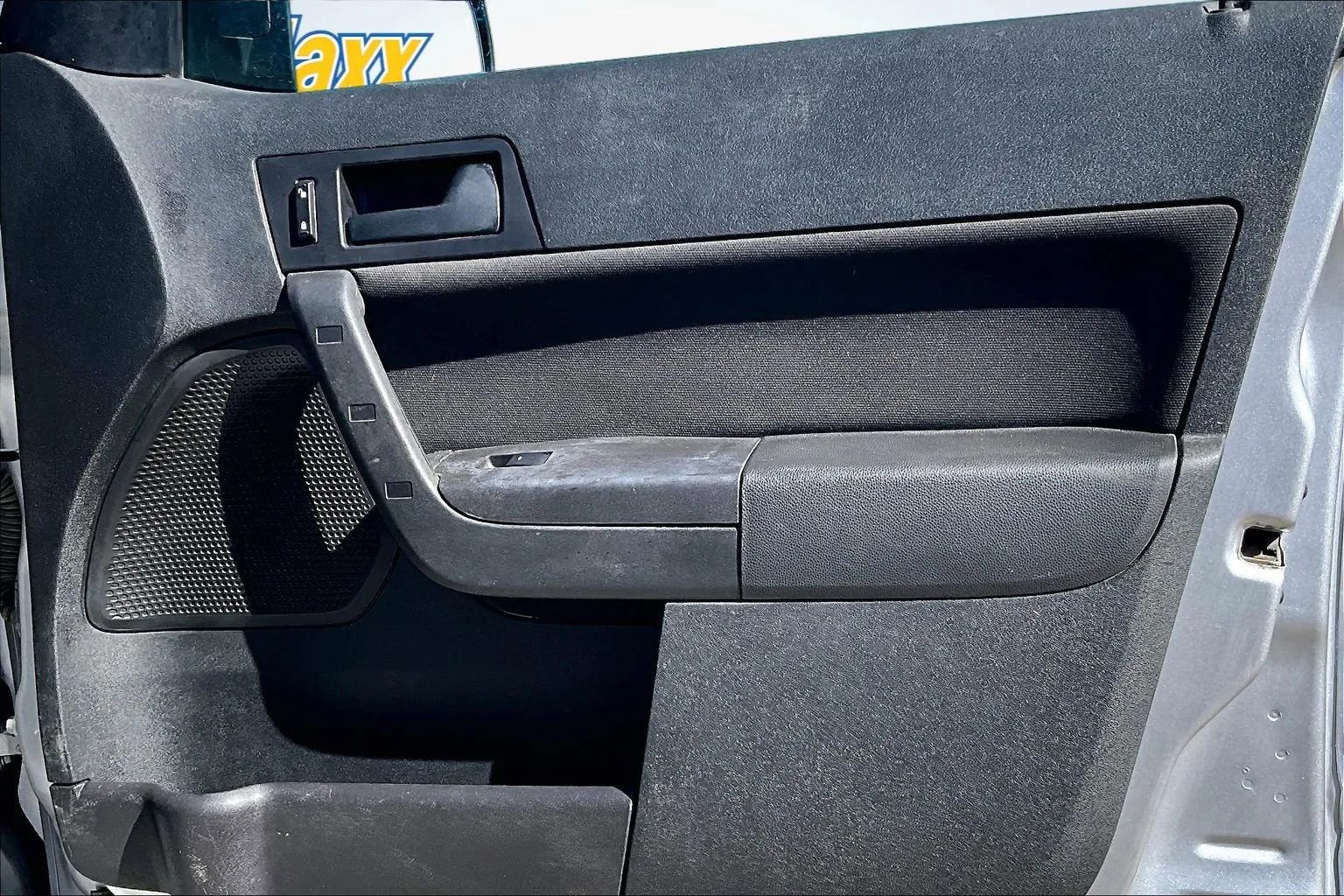 Used 2010 Ford Focus SE FWD image 33