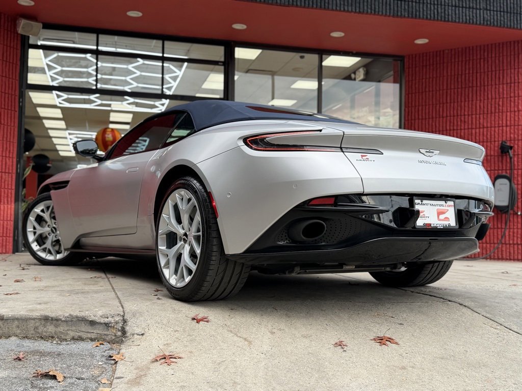 Used 2019 Aston Martin DB11 Volante image 20