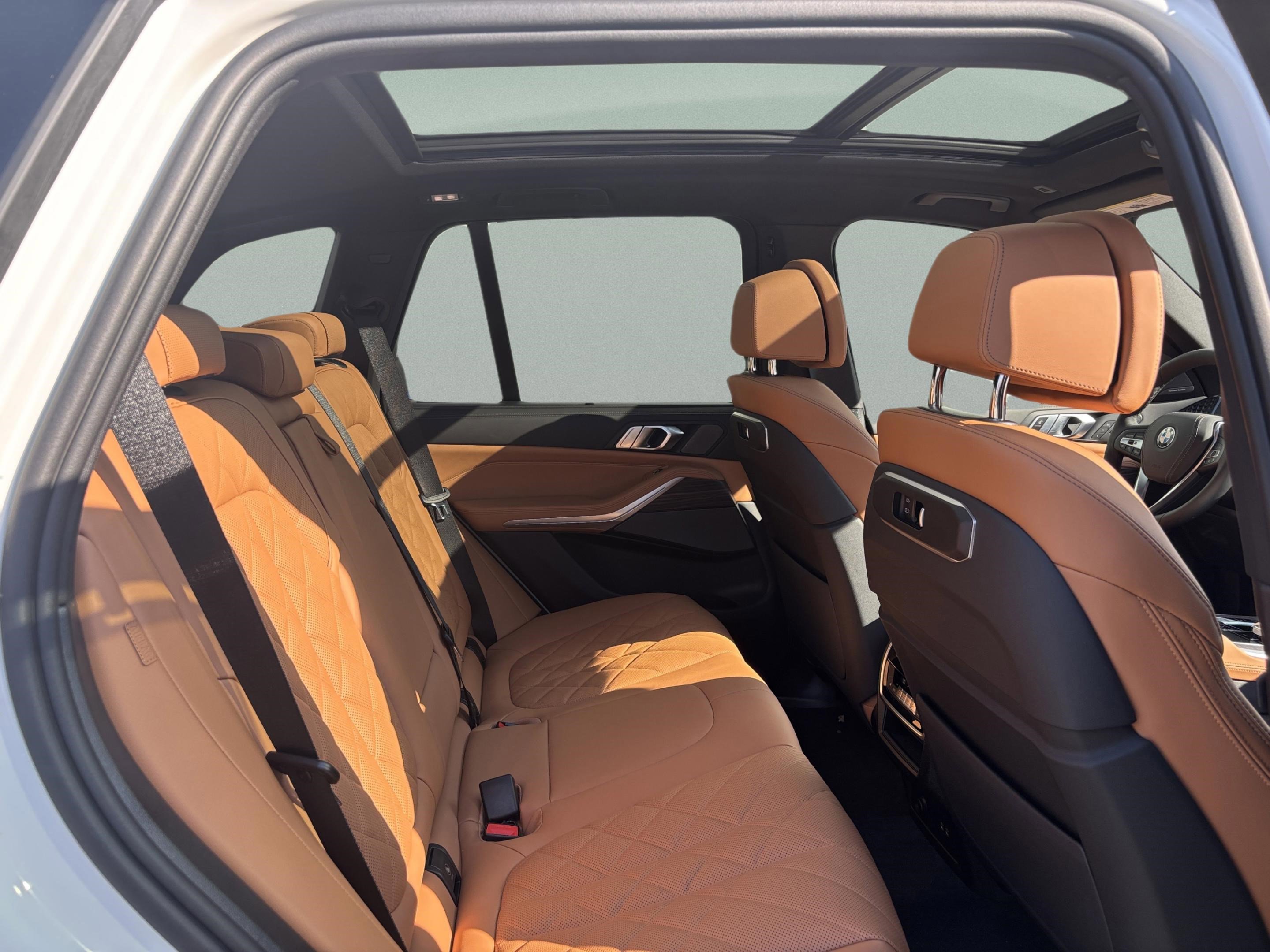 Used 2026 BMW X5 xDrive40i w/ Climate Comfort Package image 22