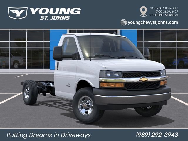 New 2026 Chevrolet Express 3500 RWD image 7