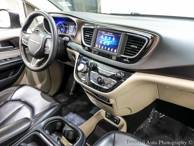Used 2021 Chrysler Voyager Lxi FWD image 23
