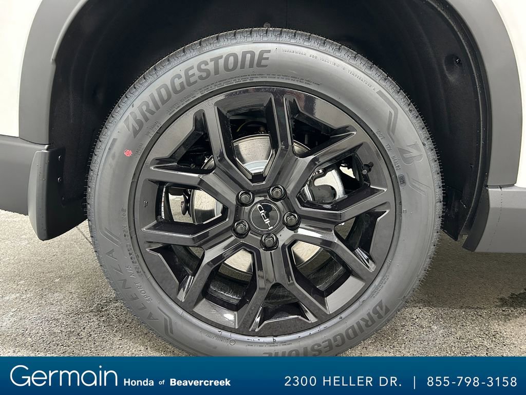 New 2025 Honda Pilot Touring image 9