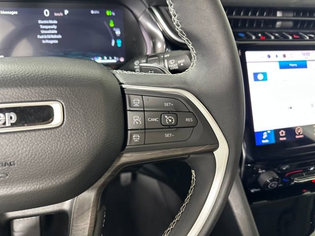 Used 2023 Jeep Grand Cherokee 4WD 4xe image 16