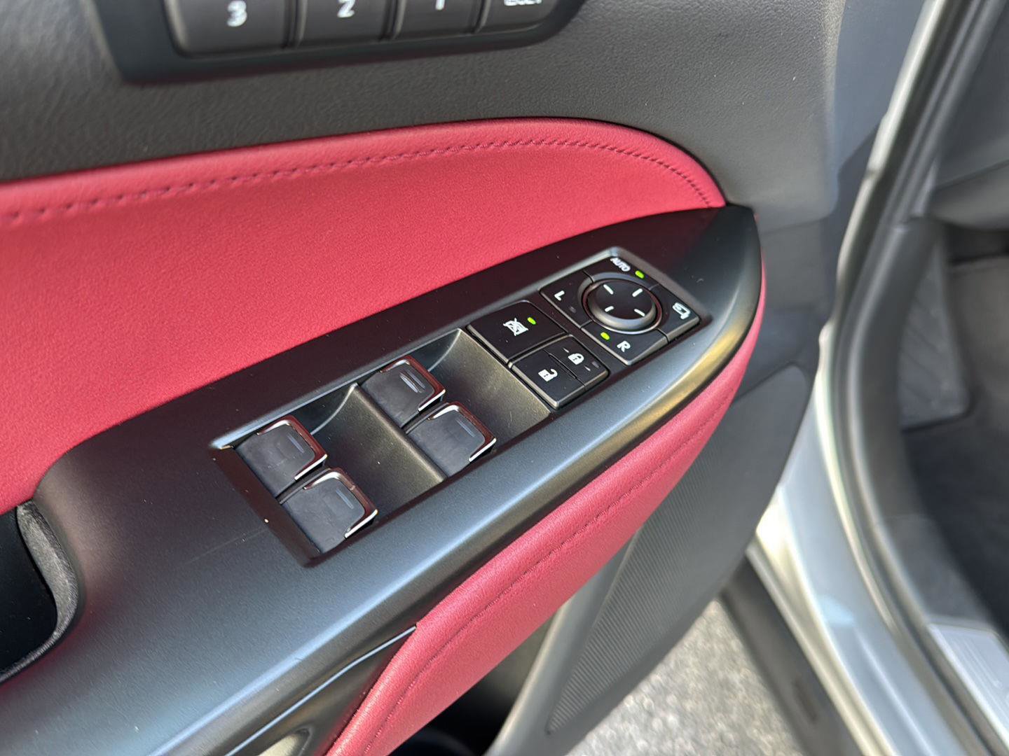 Certified 2025 Lexus NX 350 AWD w/ Premium Package image 28