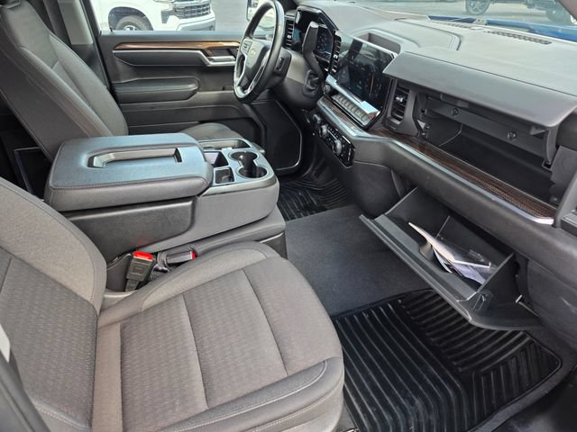 Used 2025 Chevrolet Silverado 1500 LT AWD/4WD image 37