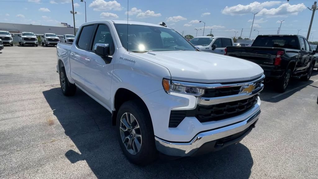 New 2026 Chevrolet Silverado 1500 LT AWD/4WD image 4