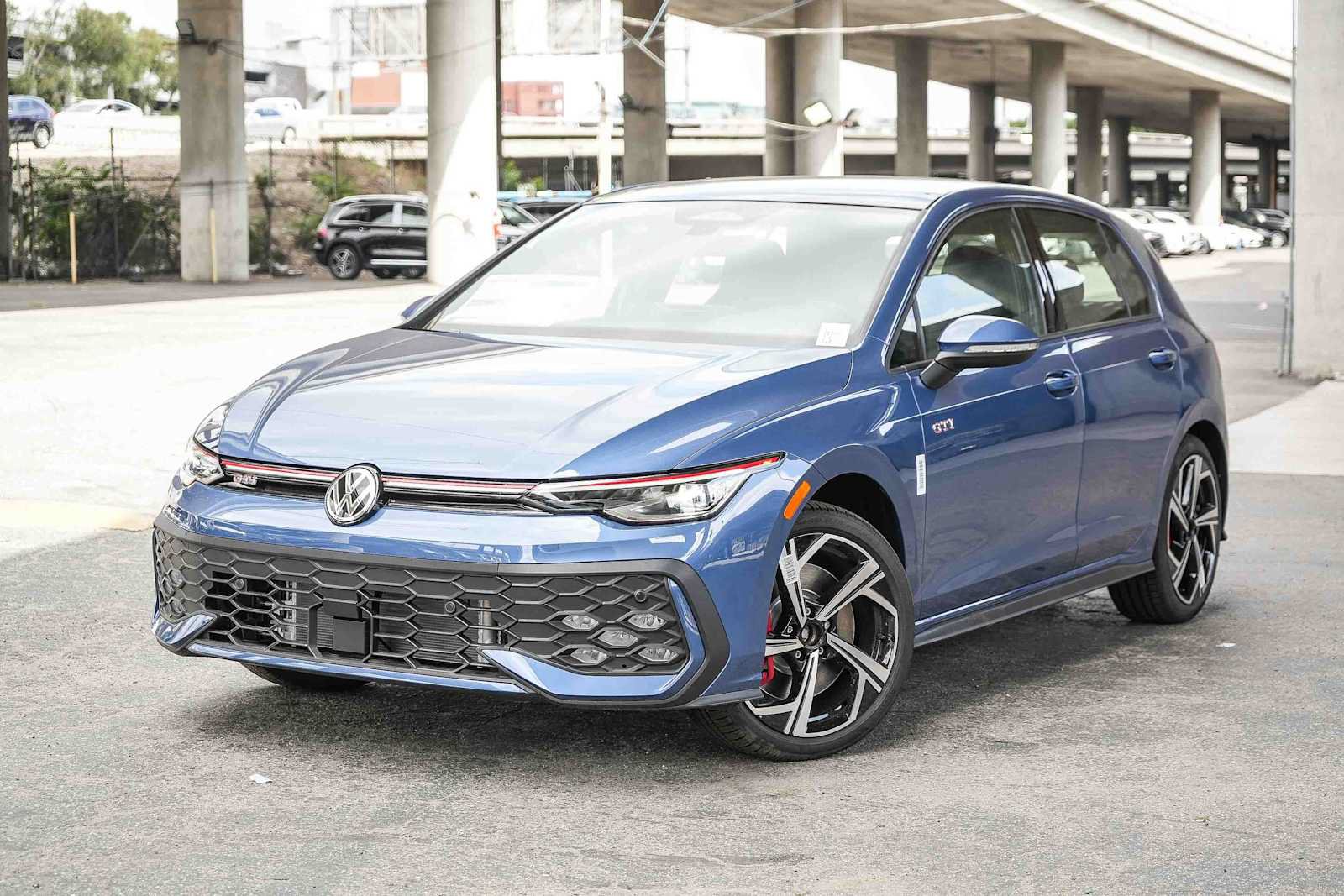 New 2026 Volkswagen GTI SE FWD image 1