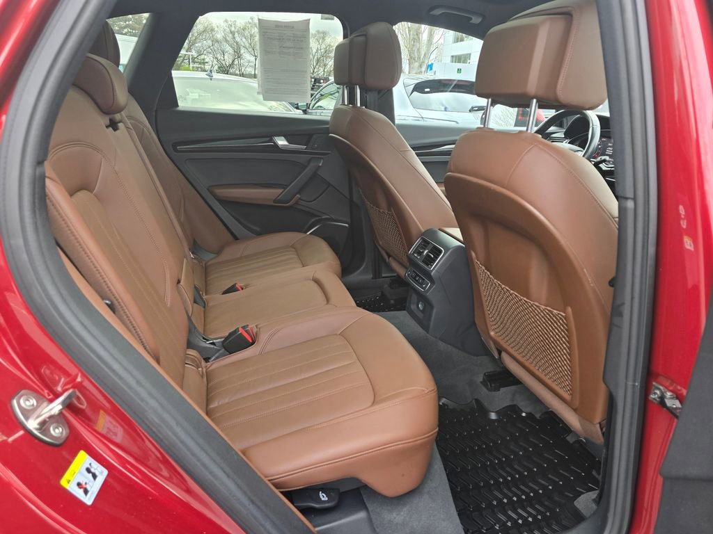 Used 2018 Audi Q5 2.0T Premium Plus w/ Premium Plus Package AWD/4WD image 12