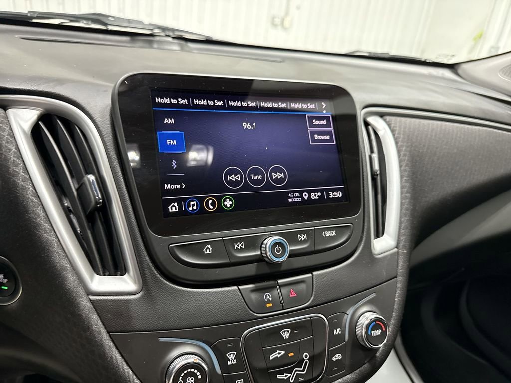 Used 2022 Chevrolet Malibu LS image 13