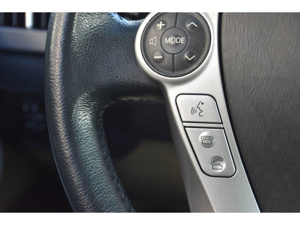 Used 2015 Toyota Prius Four image 33