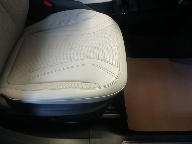 Certified 2022 Ford Mustang Mach-E Premium w/ Ice White Appearance Package image 50