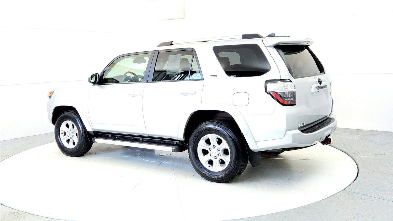 Certified 2022 Toyota 4Runner SR5 image 4