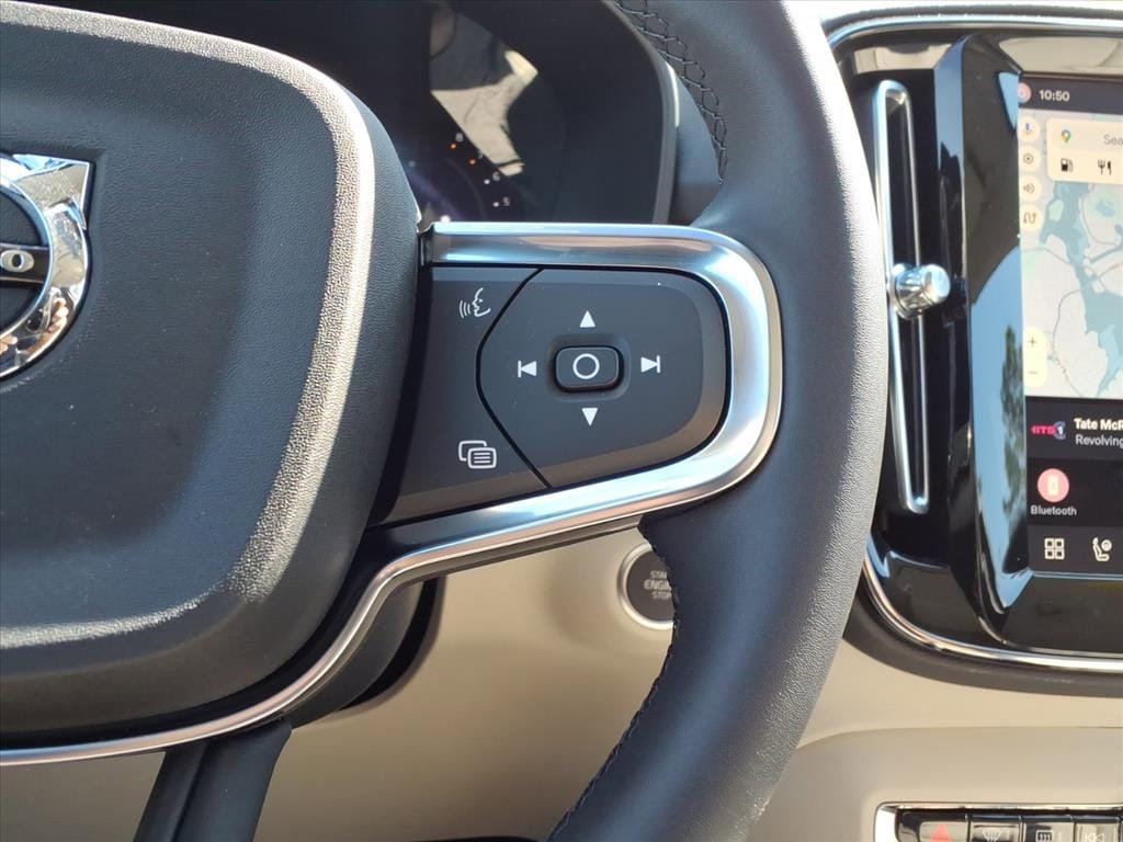 New 2026 Volvo XC40 B5 Plus w/ Protection Package Premier AWD/4WD image 22