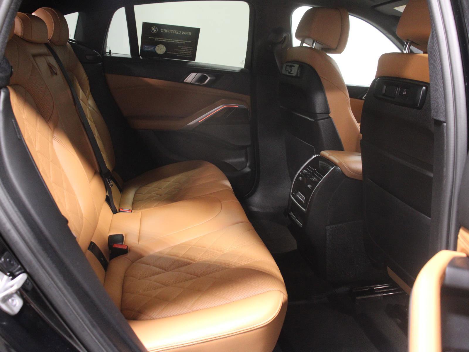 Certified 2023 BMW X6 xDrive40i w/ M Sport Package image 18