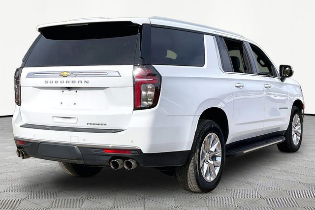 Used 2024 Chevrolet Suburban Premier image 5