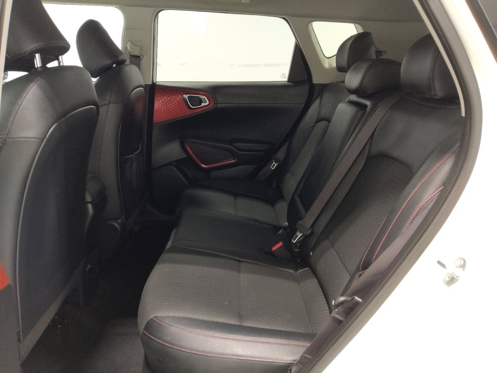 Used 2025 Kia Soul GT-Line image 18