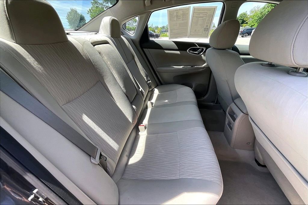 Used 2014 Nissan Sentra SV FWD image 25