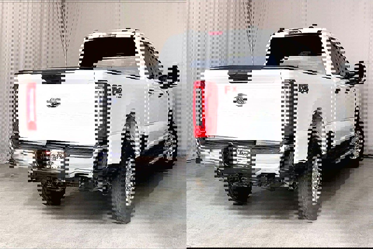 Used 2023 Ford F250 XLT w/ FX4 Off-Road Package image 13