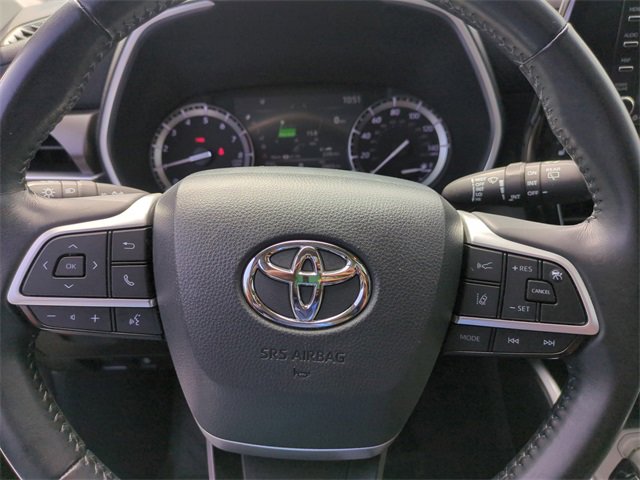 Used 2022 Toyota Highlander XLE image 26