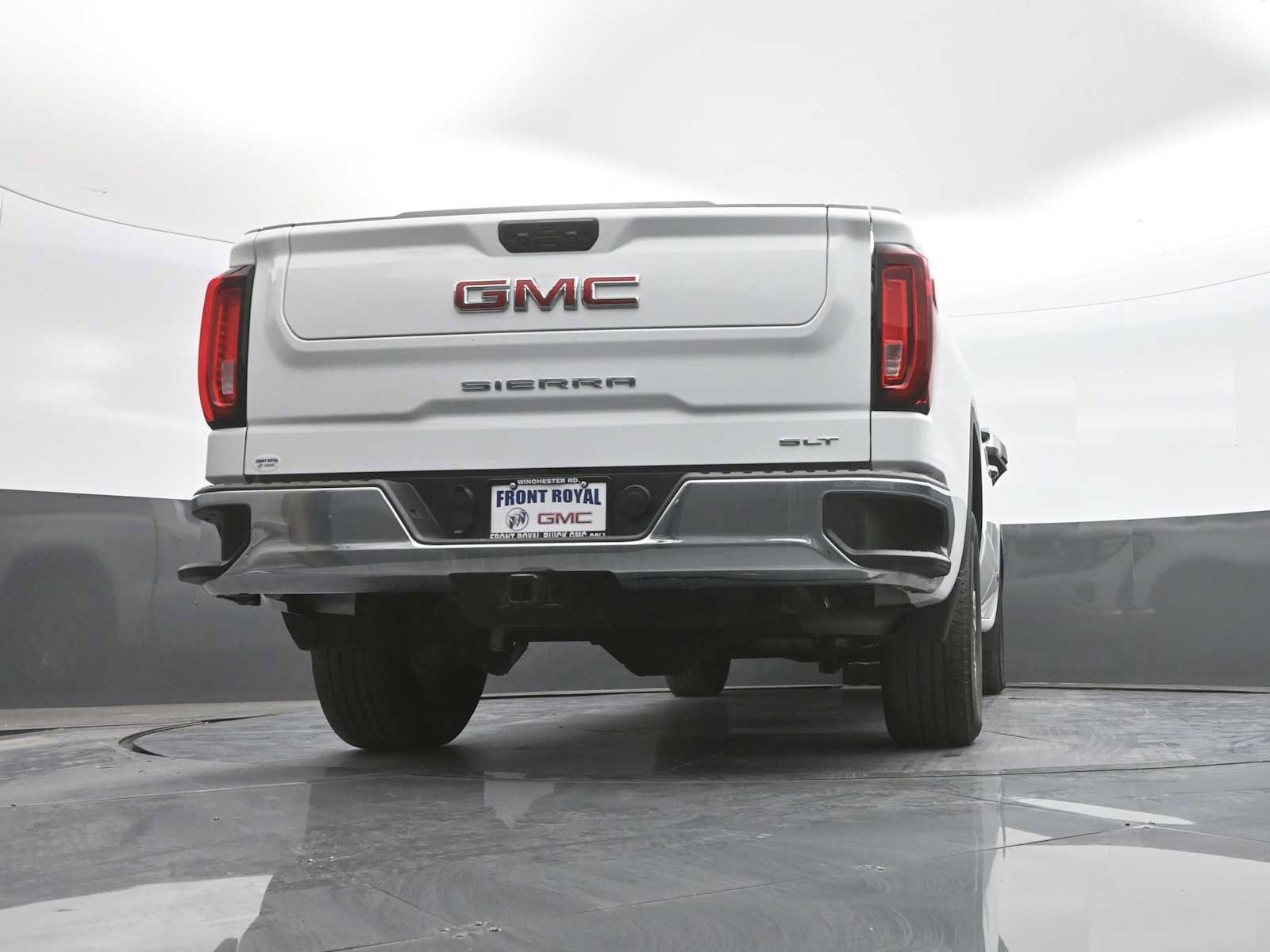 Used 2024 GMC Sierra 1500 SLT AWD/4WD image 36
