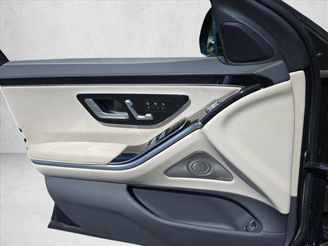 Used 2022 Mercedes-Benz S 580 4MATIC Sedan image 25