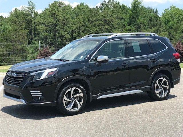 Certified 2023 Subaru Forester Touring AWD/4WD image 1
