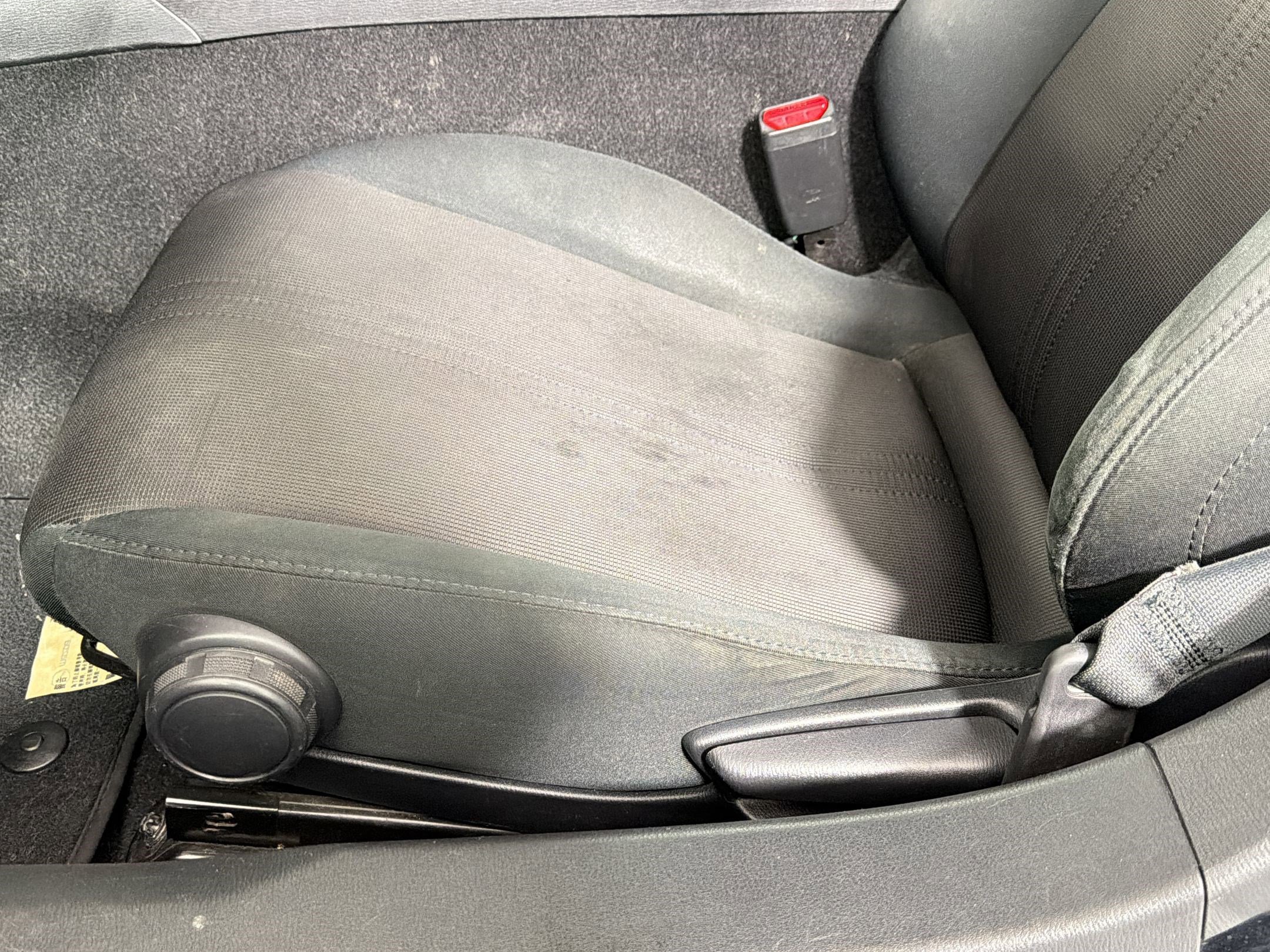 Used 2017 MAZDA MX-5 Miata Sport RWD image 14