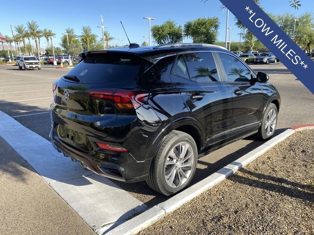 Used 2023 Buick Encore GX Select w/ Sport Touring Package FWD image 4