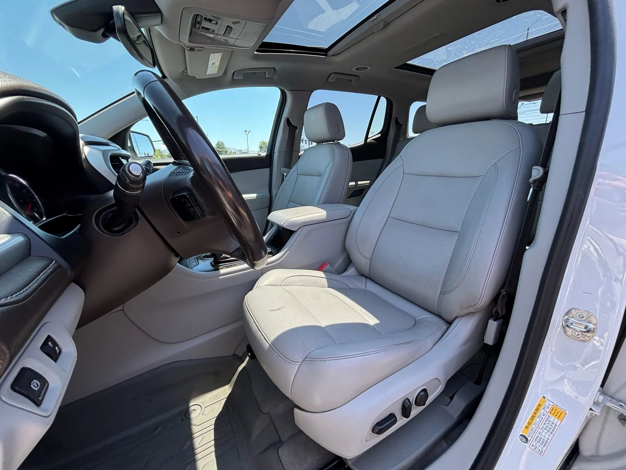 Used 2019 GMC Acadia SLT image 5