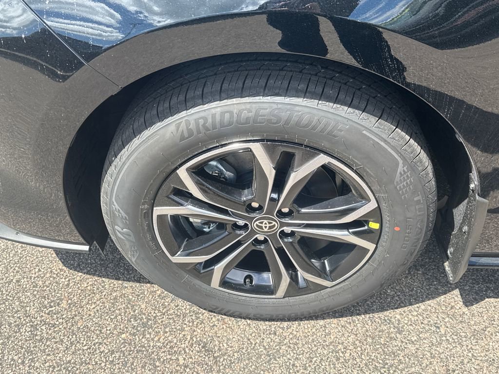 New 2026 Toyota Sienna Platinum AWD/4WD image 19