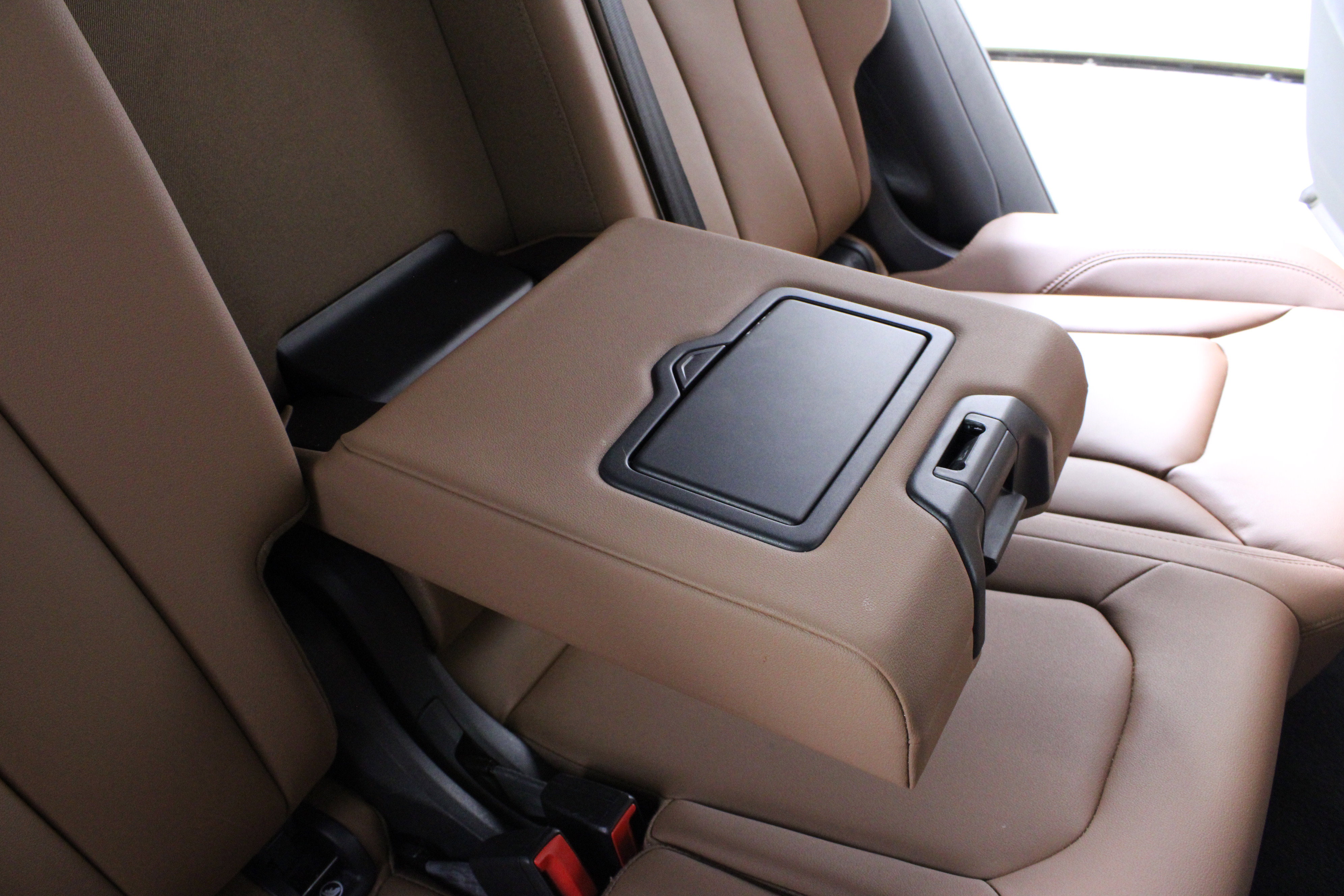 Used 2019 Audi Q8 Premium image 16