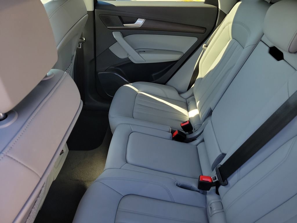 Certified 2023 Audi Q5 2.0T Premium w/ Convenience Package image 26
