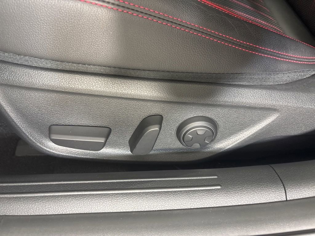 Used 2023 Genesis G70 2.0T w/ Sport Prestige Package image 15