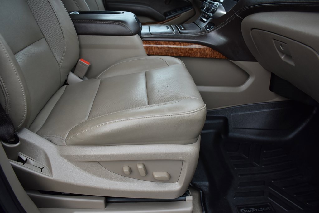 Used 2020 Chevrolet Suburban Premier image 8