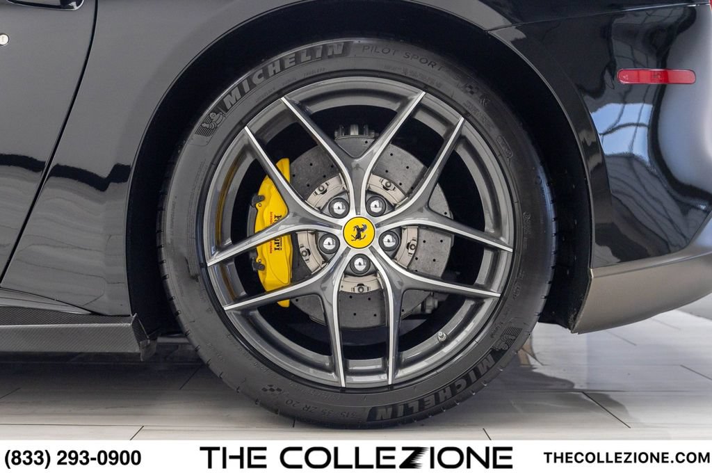 Used 2014 Ferrari F12 Berlinetta RWD image 18