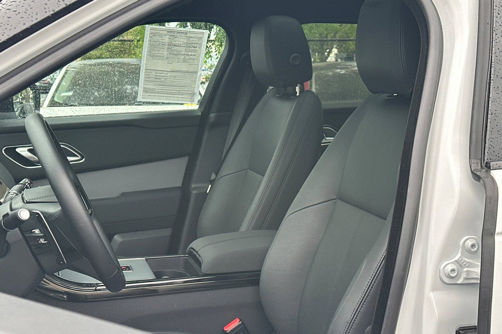 Certified 2025 Land Rover Range Rover Velar S image 6