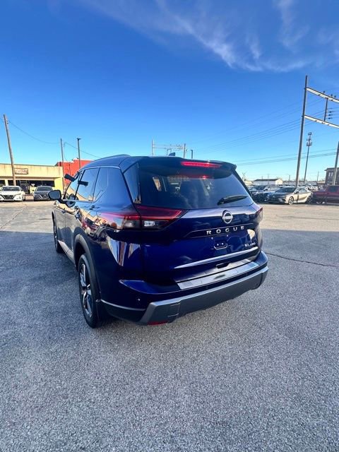 Certified 2024 Nissan Rogue SL AWD/4WD image 10