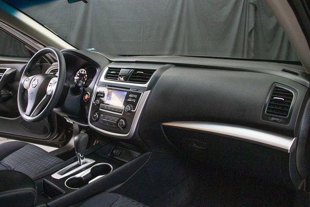 Used 2017 Nissan Altima 2.5 S w/ Power Driver Seat Package image 17