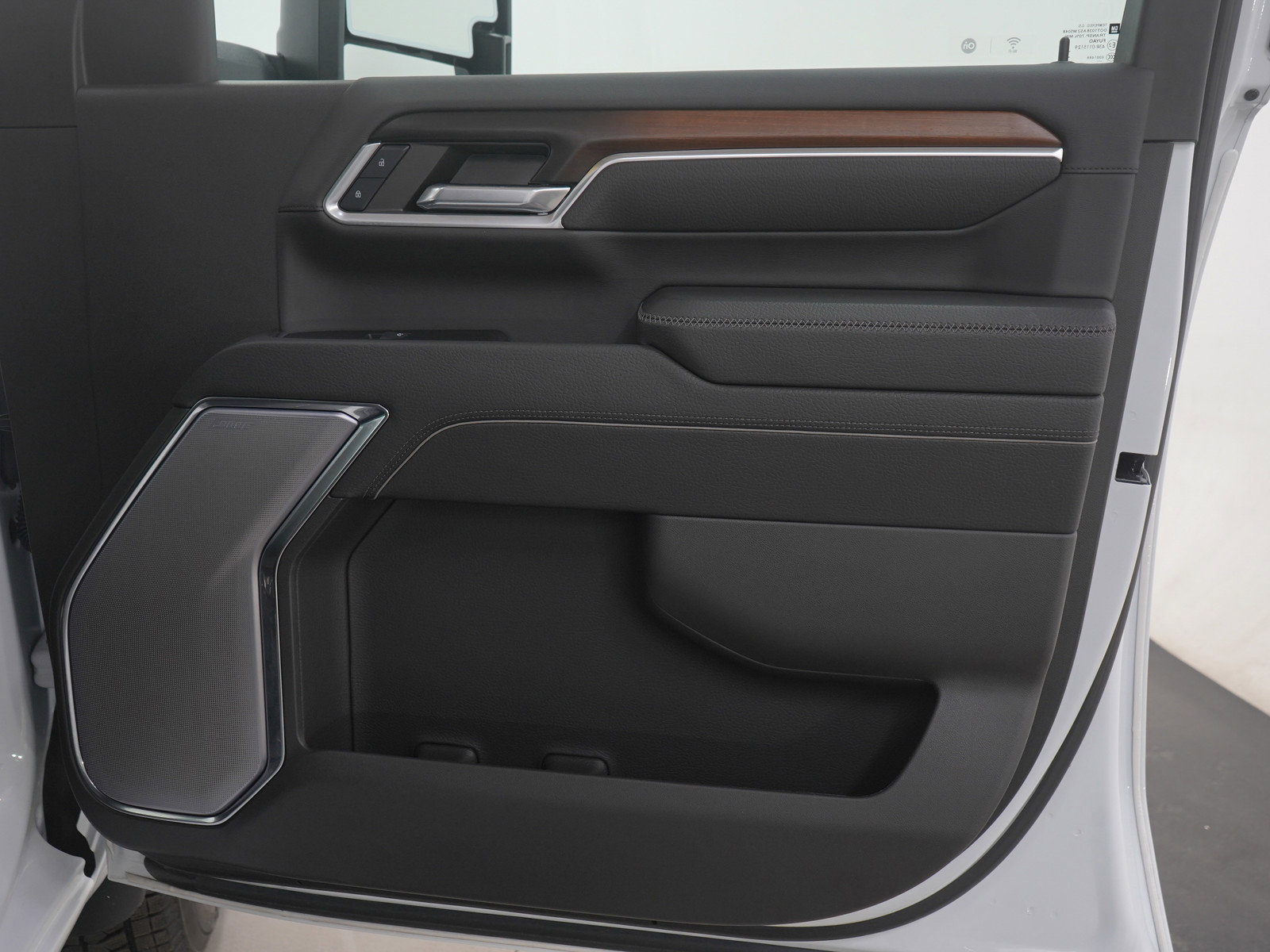 Used 2024 GMC Sierra 2500 Denali w/ Technology Package image 13