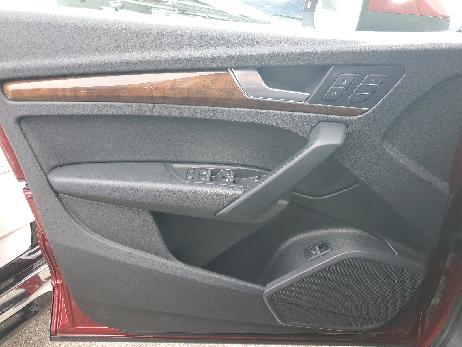 Used 2018 Audi Q5 2.0T Premium w/ Convenience Package image 14