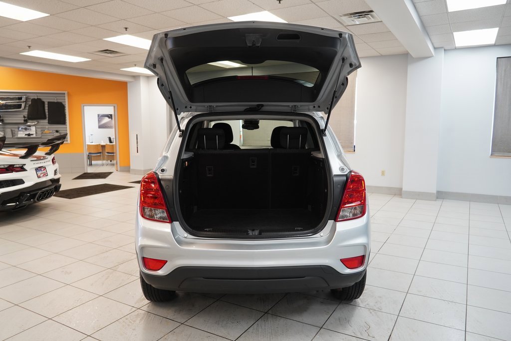 Used 2021 Chevrolet Trax LS w/ Tint and Cruise Package image 9