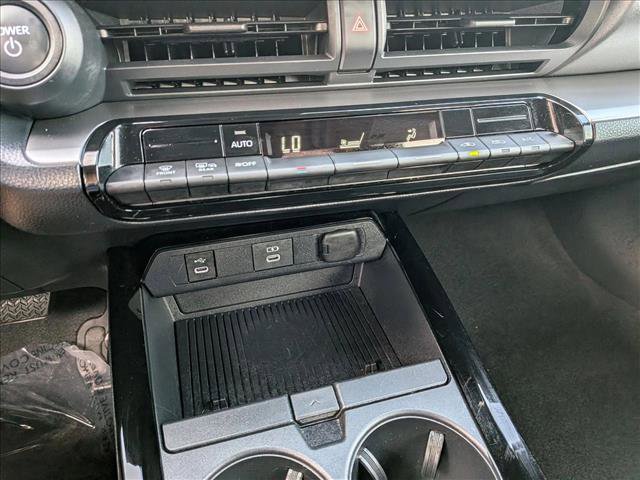 Used 2025 Toyota Prius LE image 13